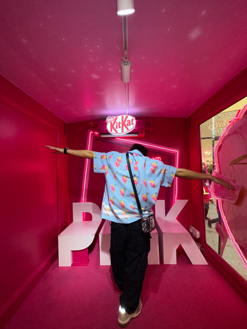 Kitkat Pink Truck