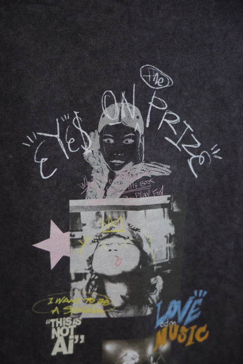EYES ON THE PRIZE JOURNAL TEE (STONEWASHED GREY)