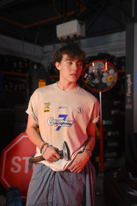 CRUSHING NOISE GARAGE TEE (ACID WASHED BEIGE)